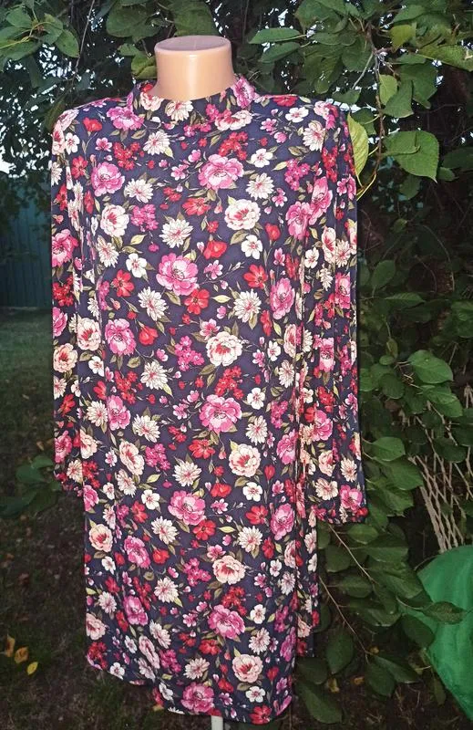 Чудесное платье, цветочки 👗