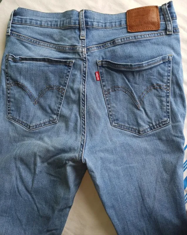 Джинсы 👖,фирма levi's, 30 размер