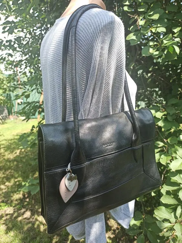Кожаная чёрная сумка radley