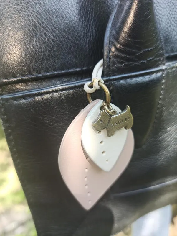 Кожаная чёрная сумка radley