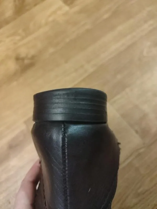 Кожаные женские сапоги