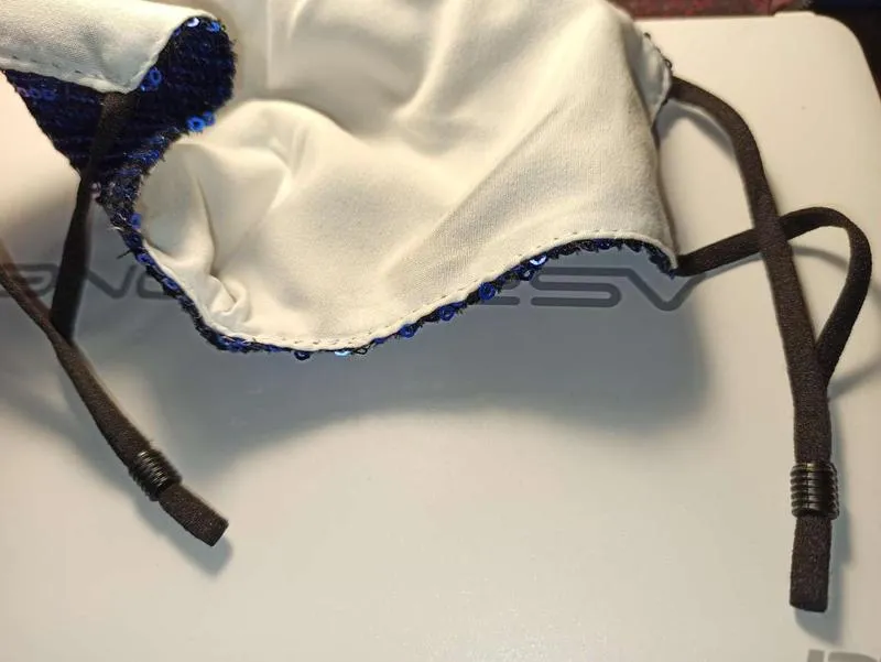 Многоразовая защитная маска, стразы, пайетки