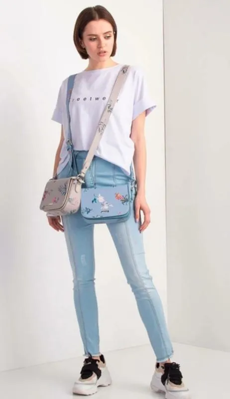 Укр. фирма гарне, джинсы 👖 с завышенной талией и прошитыми стрелками