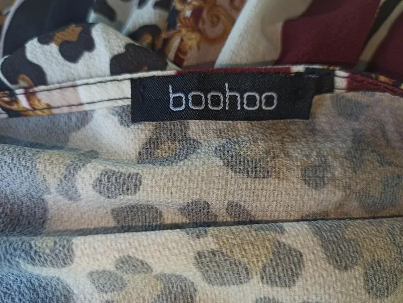 Италия, платье на запах, фирма boohoo ,16 размер
